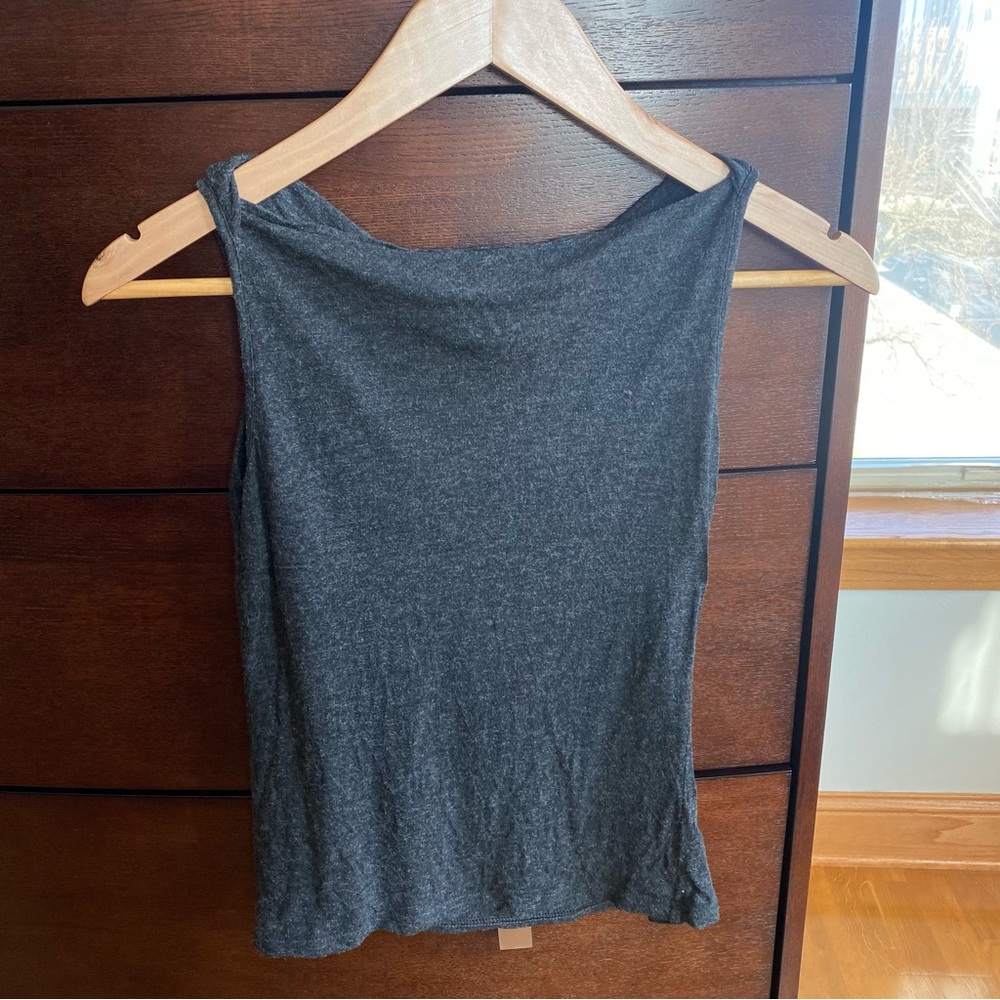Banana Republic Sleeveless Top XS - Picture 4 of 4